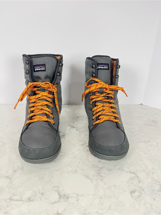 Patagonia Shoes - Patagonia Gray Activist Puff Boot with Bright Orange Laces